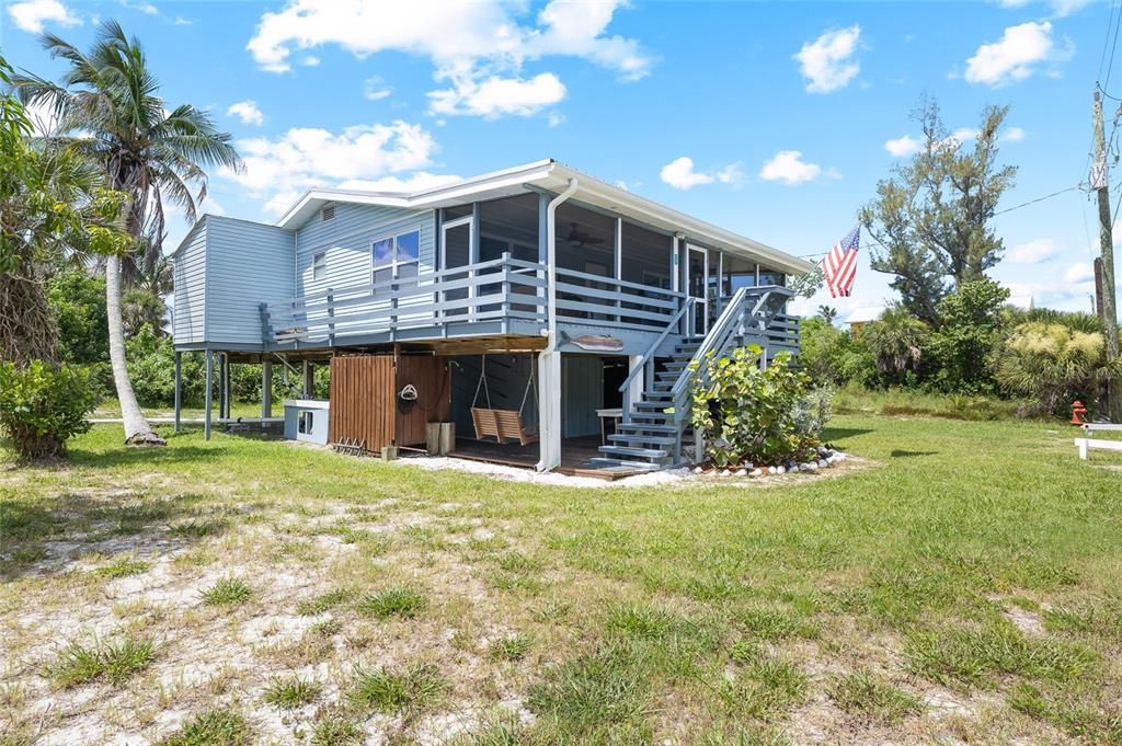 En Venta: $585,000 (3 camas, 2 baños, 988 Pies cuadrados)