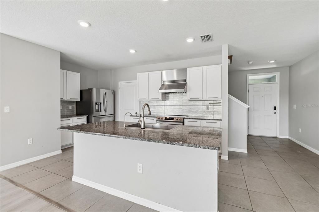 For Sale: $369,900 (4 beds, 2 baths, 2324 Square Feet)