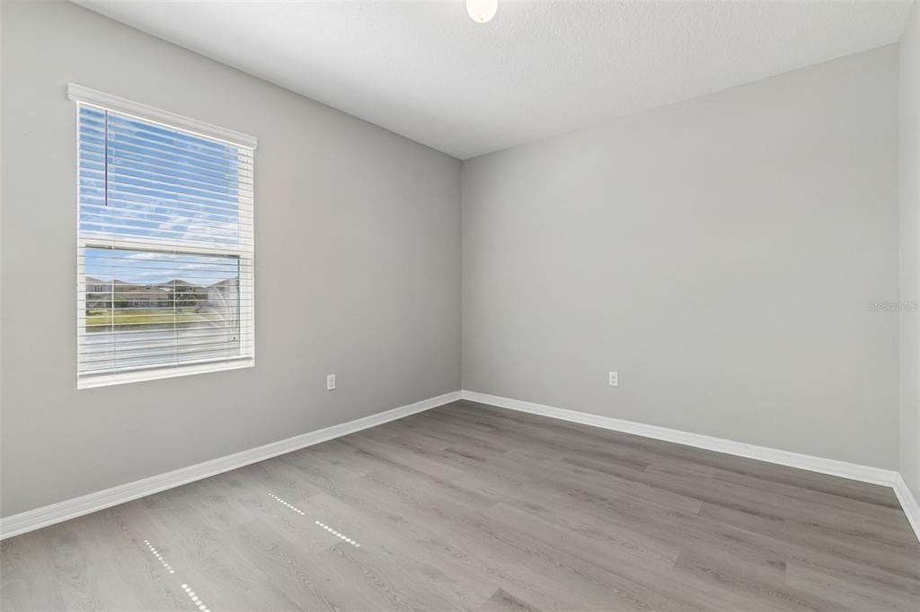 For Sale: $369,900 (4 beds, 2 baths, 2324 Square Feet)