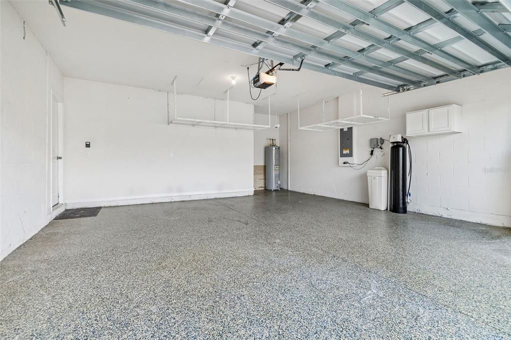 For Sale: $369,900 (4 beds, 2 baths, 2324 Square Feet)