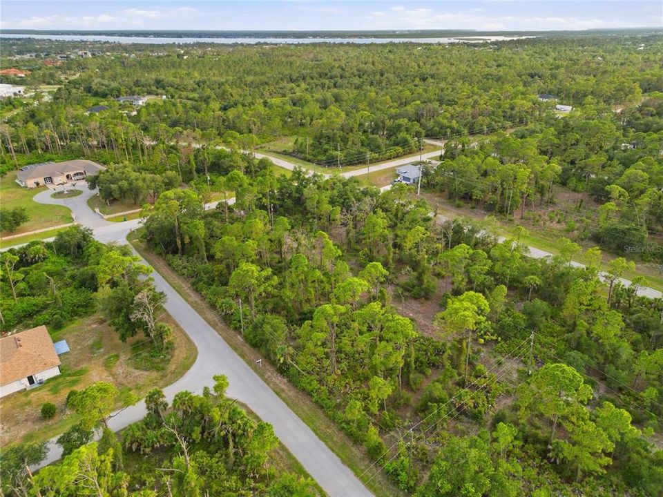 На продажу: $70,000 (0.92 acres)