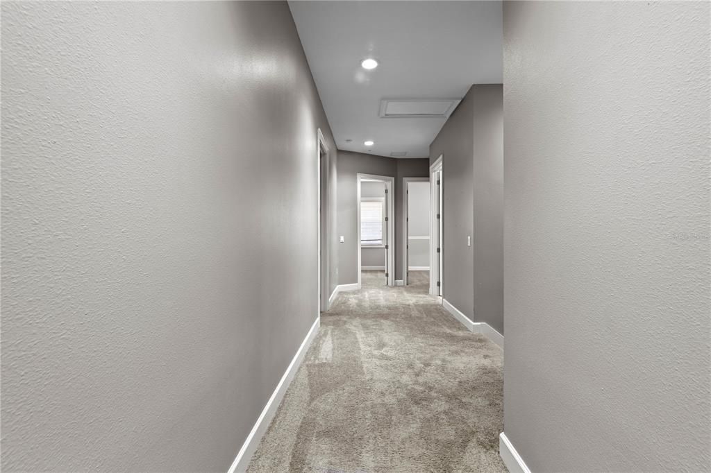 En Venta: $349,000 (3 camas, 2 baños, 2355 Pies cuadrados)