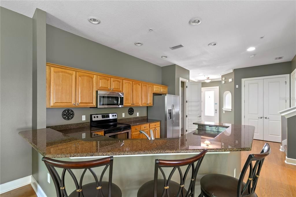 En Venta: $349,000 (3 camas, 2 baños, 2355 Pies cuadrados)