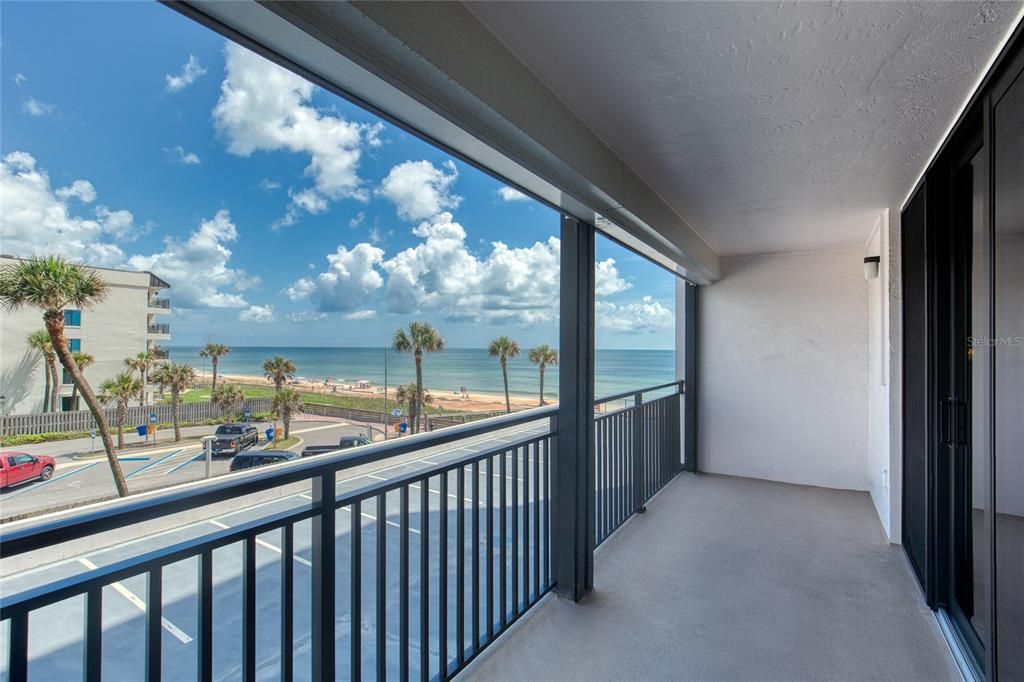For Sale: $465,000 (2 beds, 2 baths, 1699 Square Feet)