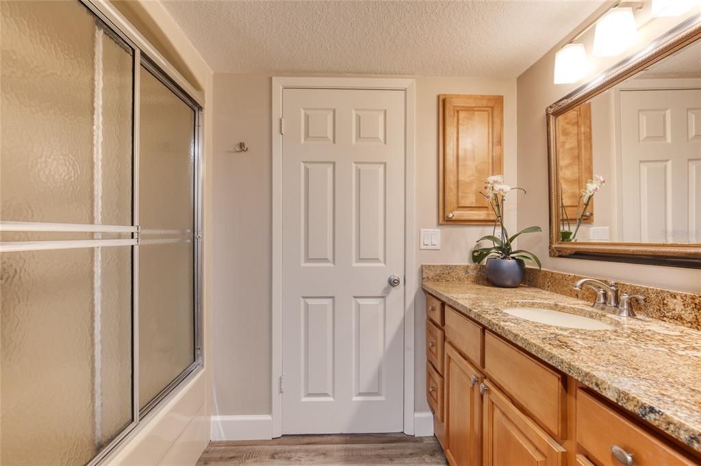 For Sale: $465,000 (2 beds, 2 baths, 1699 Square Feet)
