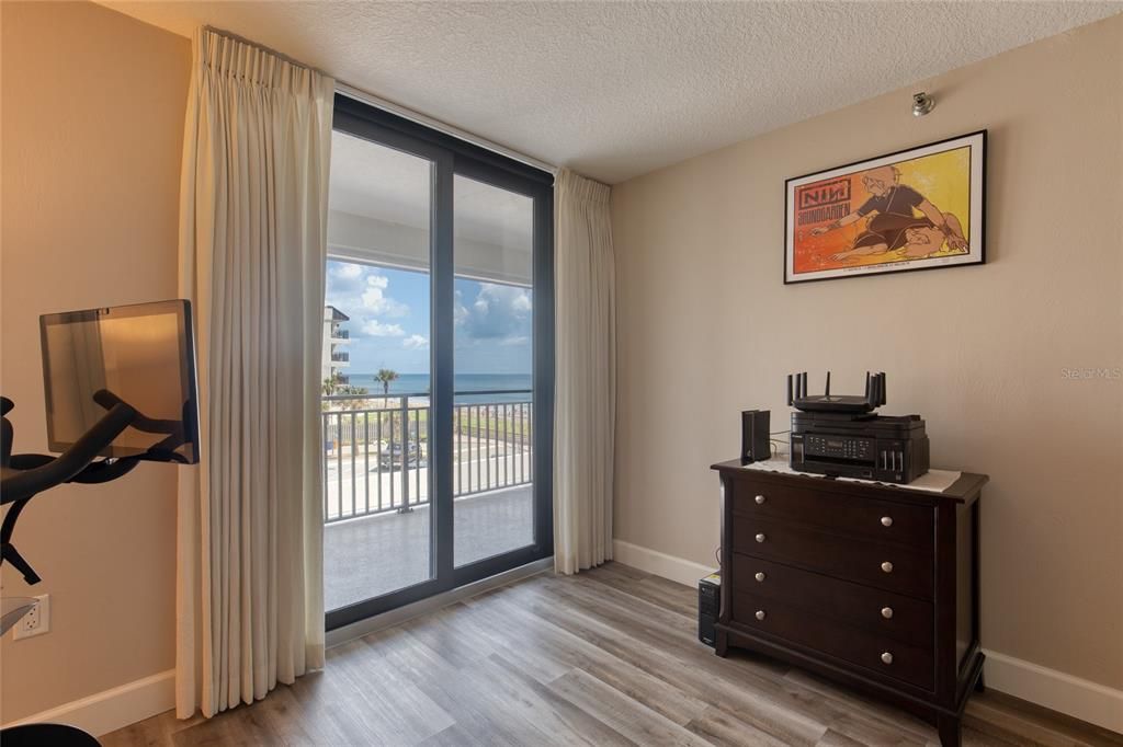 For Sale: $465,000 (2 beds, 2 baths, 1699 Square Feet)