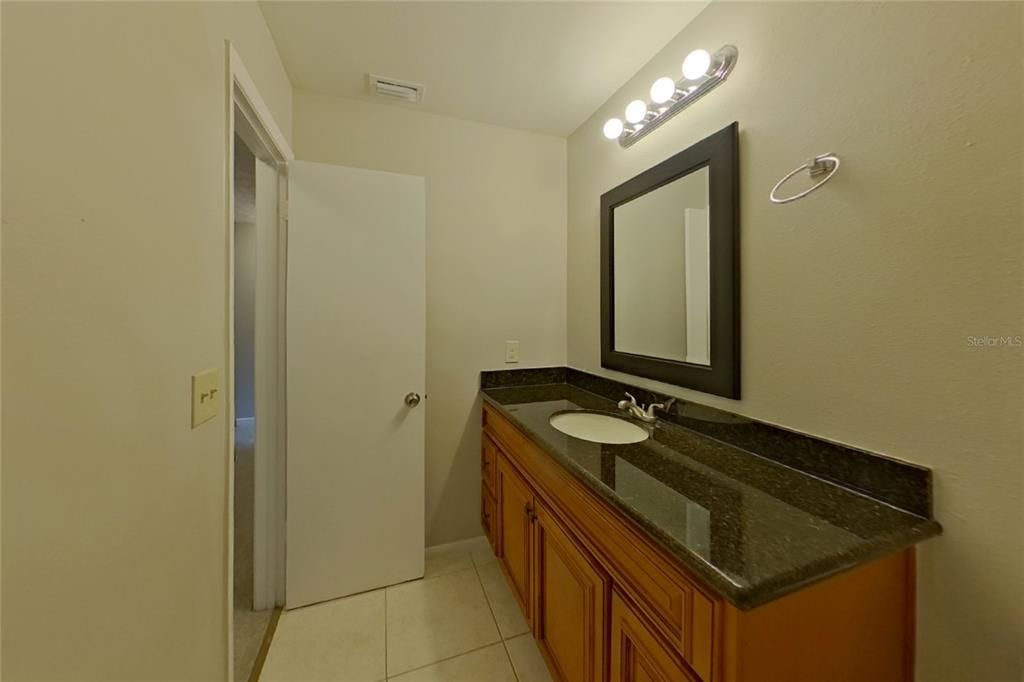 В аренду: $2,739 (4 спален, 2 ванн, 2301 Квадратных фут)