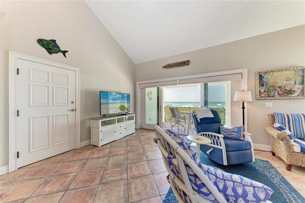 For Rent: $8,000 (2 beds, 2 baths, 1000 Square Feet)