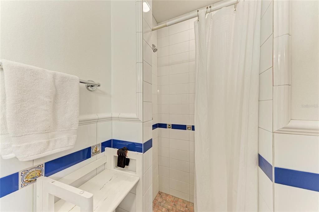 For Rent: $8,000 (2 beds, 2 baths, 1000 Square Feet)