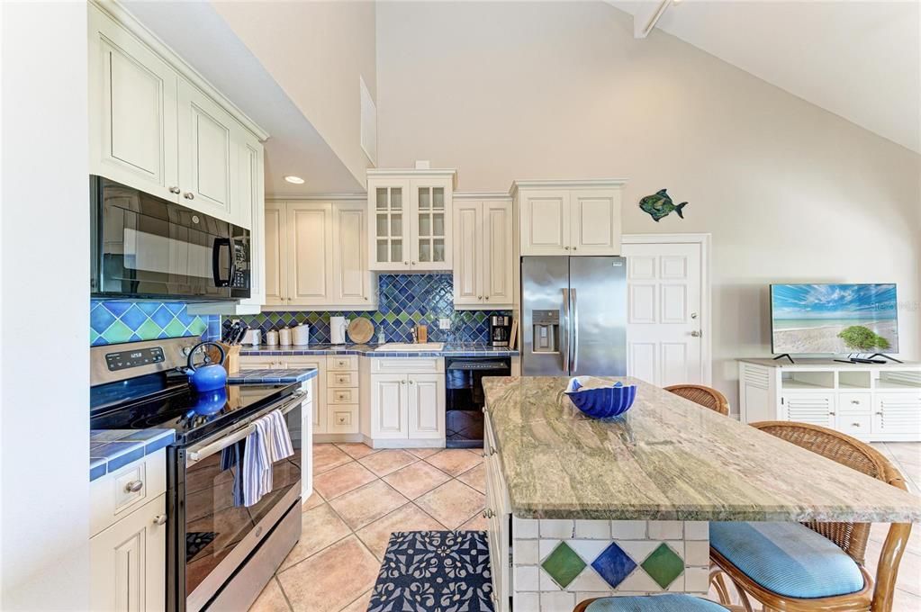 For Rent: $8,000 (2 beds, 2 baths, 1000 Square Feet)