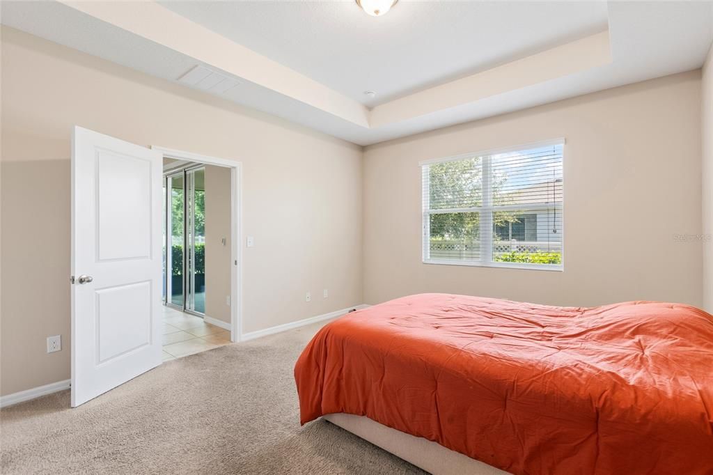 For Sale: $289,900 (3 beds, 2 baths, 1587 Square Feet)