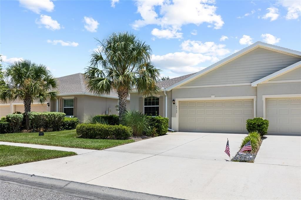 For Sale: $289,900 (3 beds, 2 baths, 1587 Square Feet)