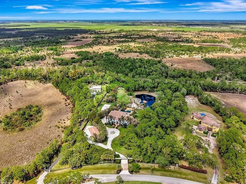 На продажу: $4,495,000 (5 спален, 5 ванн, 5645 Квадратных фут)