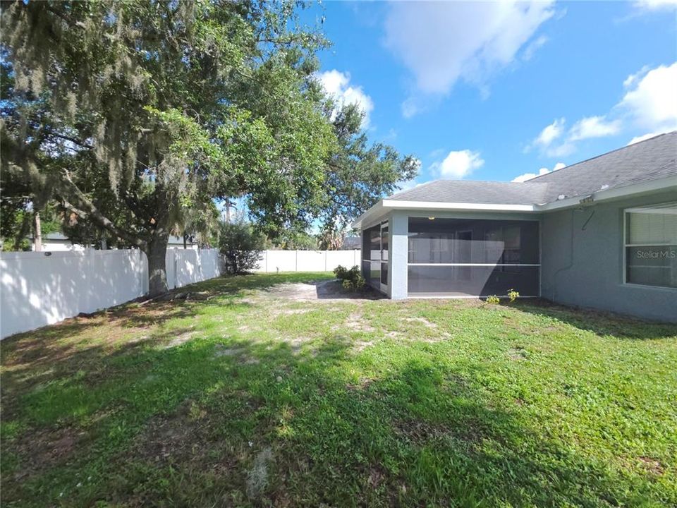 En Venta: $306,500 (3 camas, 2 baños, 1809 Pies cuadrados)