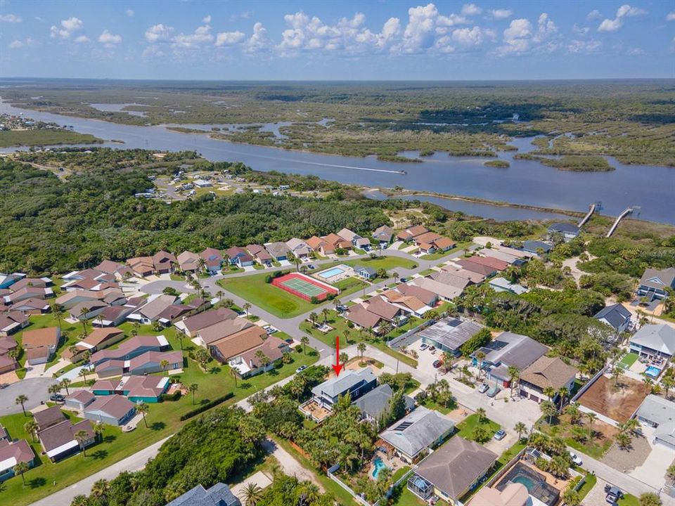 На продажу: $679,000 (3 спален, 2 ванн, 1828 Квадратных фут)