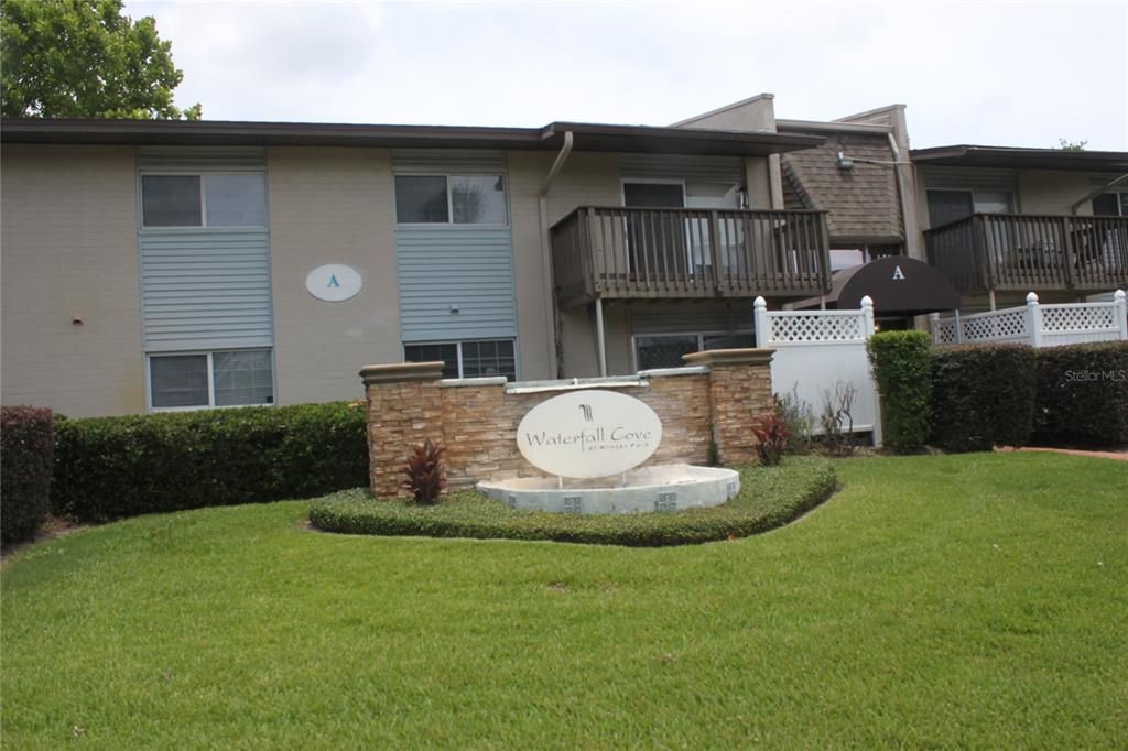 For Rent: $1,695 (3 beds, 2 baths, 1149 Square Feet)