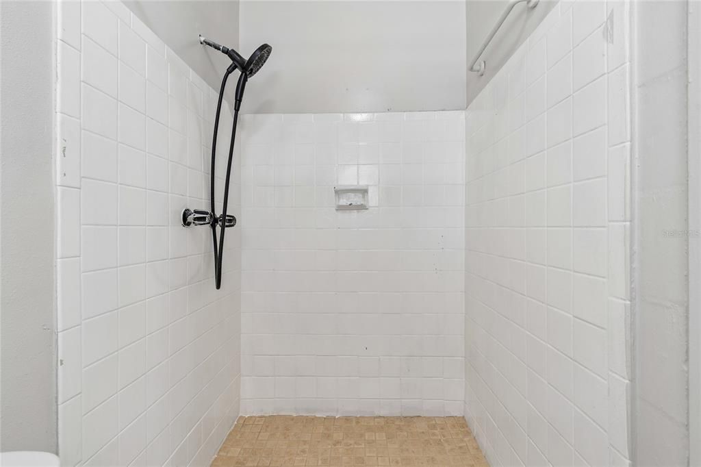 В аренду: $1,200 (1 спален, 1 ванн, 546 Квадратных фут)