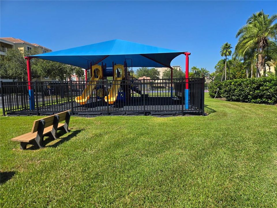 En Venta: $649,900 (3 camas, 2 baños, 2001 Pies cuadrados)