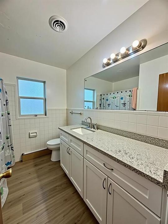 For Sale: $225,000 (3 beds, 2 baths, 1924 Square Feet)