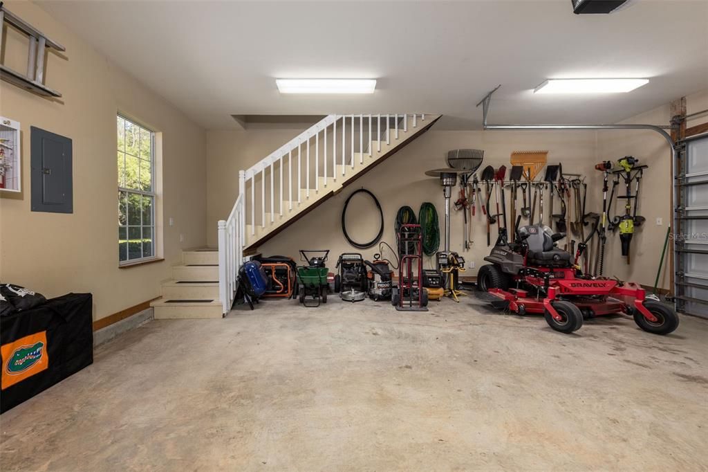 For Sale: $1,299,000 (4 beds, 4 baths, 4013 Square Feet)