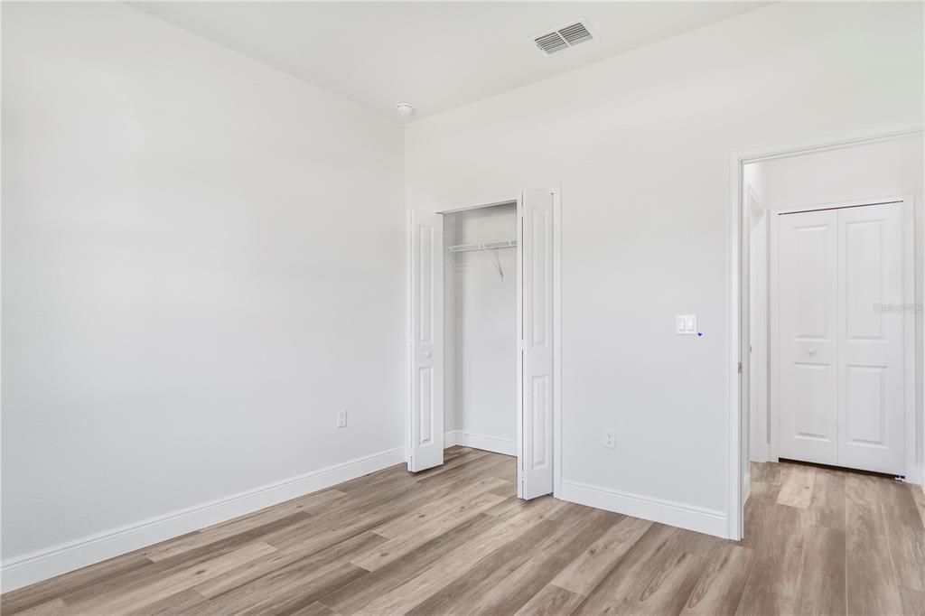 For Rent: $2,150 (4 beds, 3 baths, 1952 Square Feet)