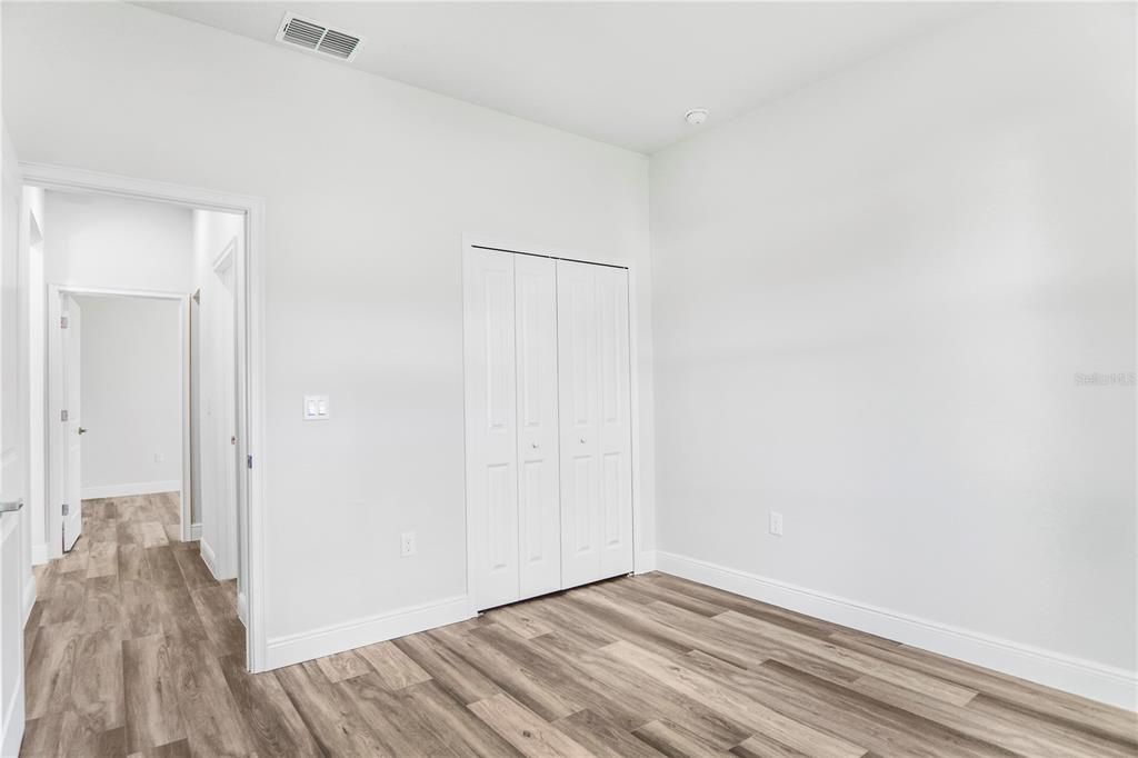 For Rent: $2,150 (4 beds, 3 baths, 1952 Square Feet)