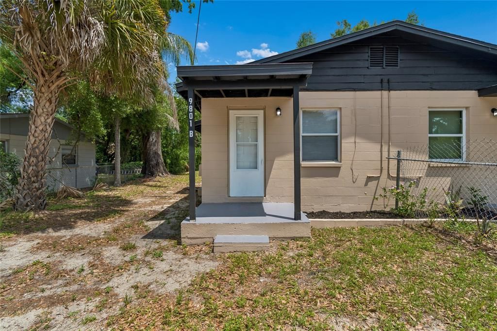 出租: $1,200 (1 贝兹, 1 浴室, 546 平方英尺)