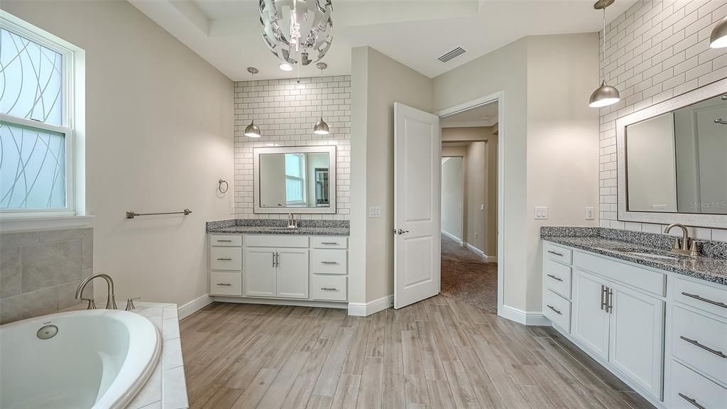 For Sale: $1,475,000 (4 beds, 4 baths, 4017 Square Feet)