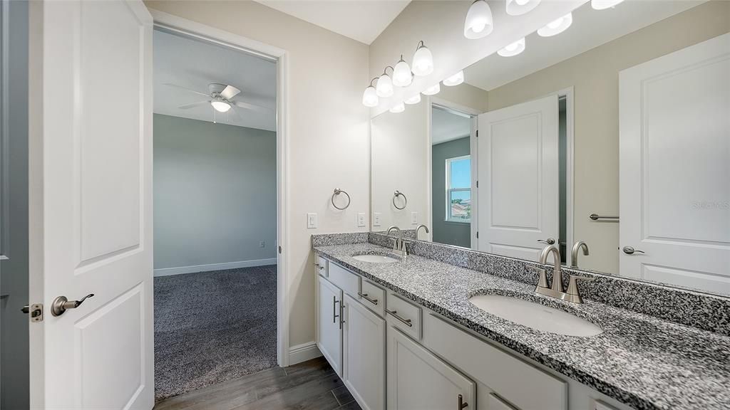 For Sale: $1,475,000 (4 beds, 4 baths, 4017 Square Feet)