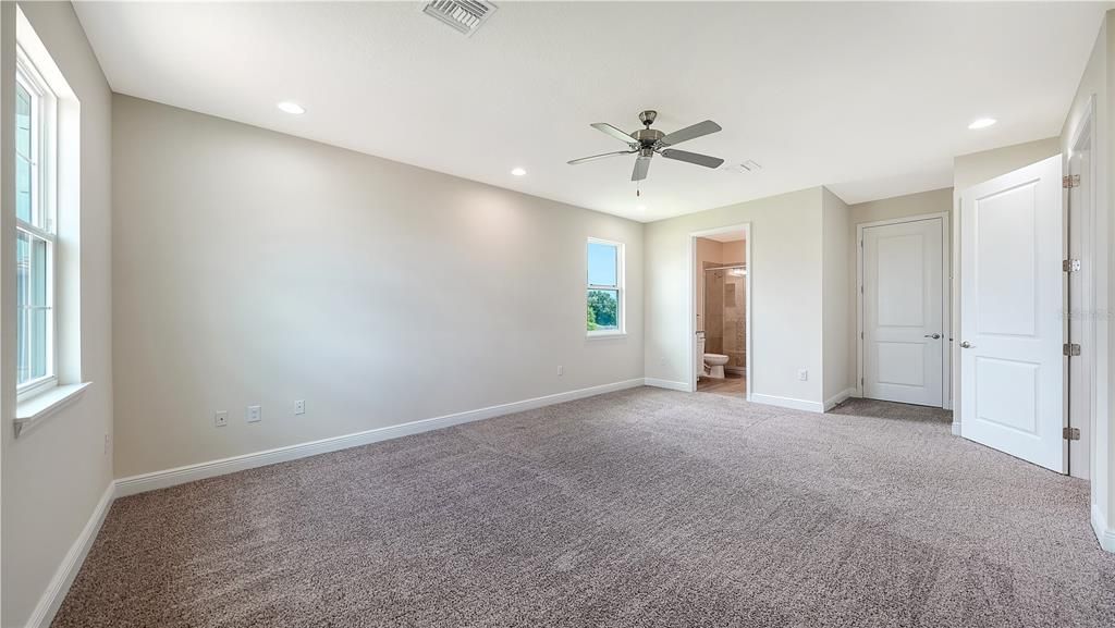 For Sale: $1,475,000 (4 beds, 4 baths, 4017 Square Feet)