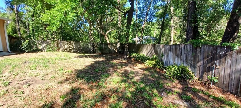 For Rent: $1,700 (3 beds, 2 baths, 1390 Square Feet)