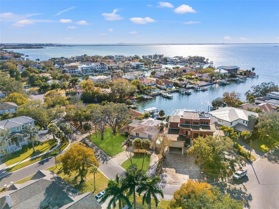 En Venta: $3,000,000 (4 camas, 4 baños, 3515 Pies cuadrados)