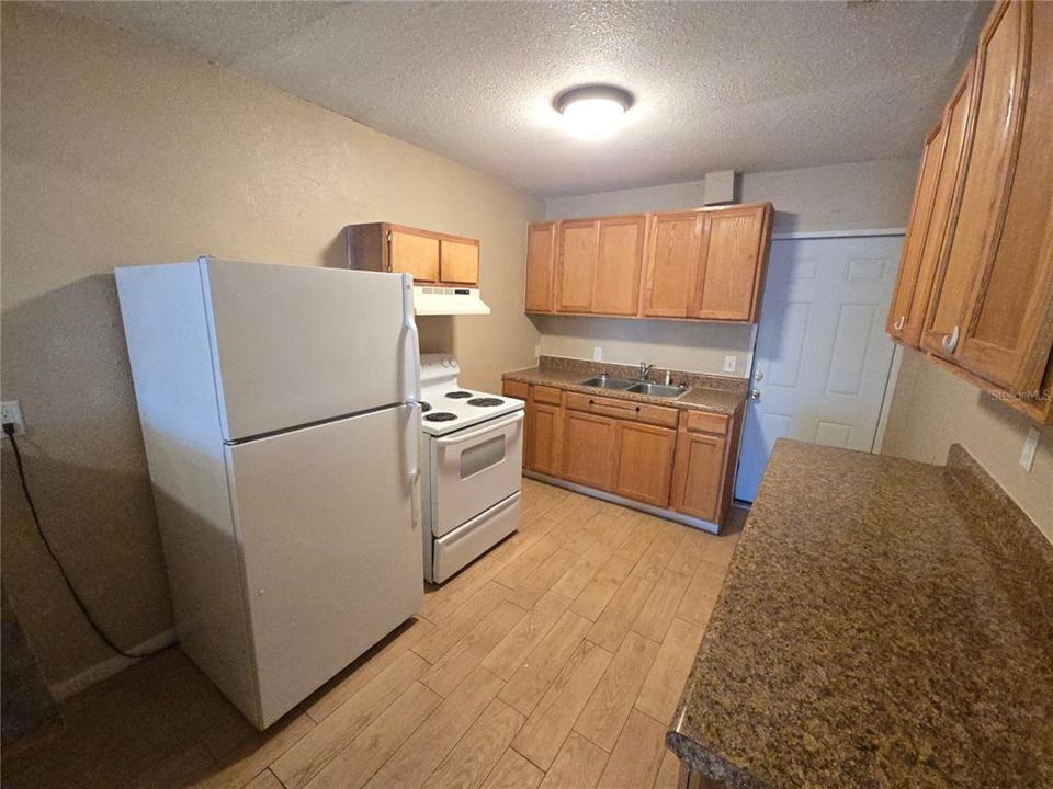 En Venta: $340,000 (6 camas, 0 baños, 2146 Pies cuadrados)