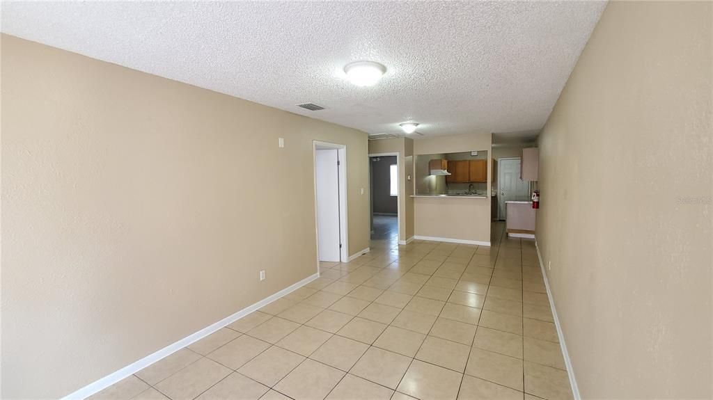 En Venta: $340,000 (6 camas, 0 baños, 2146 Pies cuadrados)