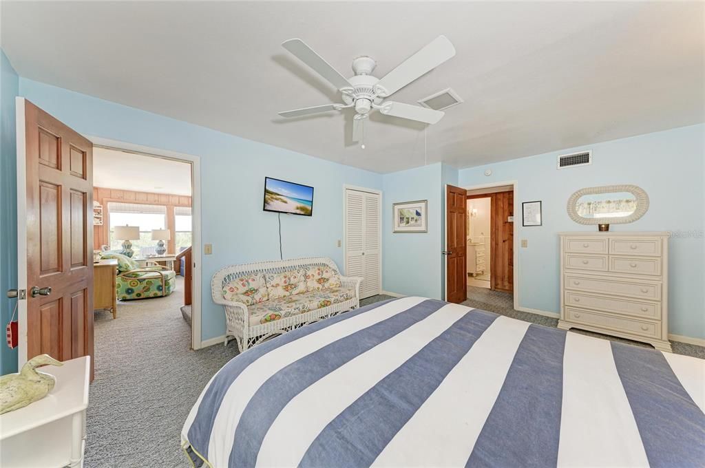 В аренду: $12,000 (4 спален, 3 ванн, 3005 Квадратных фут)