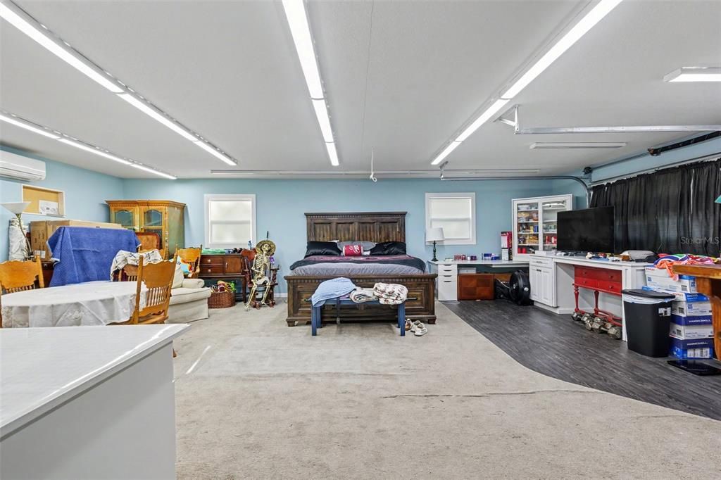 For Sale: $418,000 (3 beds, 2 baths, 1884 Square Feet)