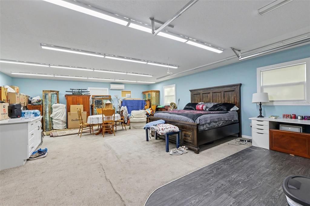 For Sale: $418,000 (3 beds, 2 baths, 1884 Square Feet)