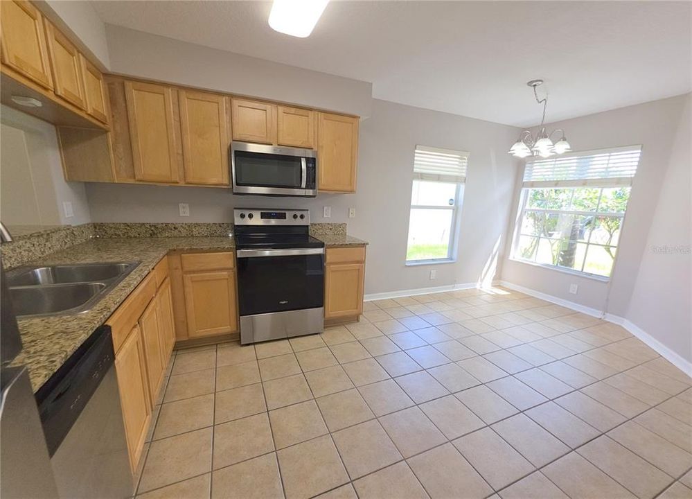 For Sale: $349,900 (3 beds, 2 baths, 1732 Square Feet)