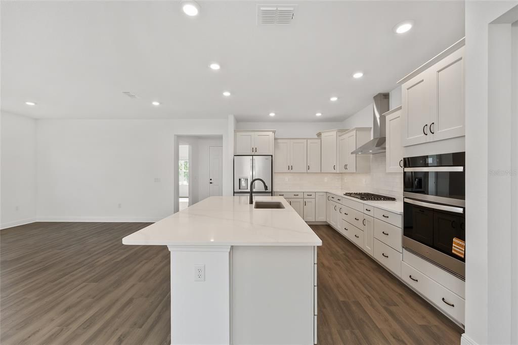 En Venta: $444,650 (2 camas, 2 baños, 2019 Pies cuadrados)