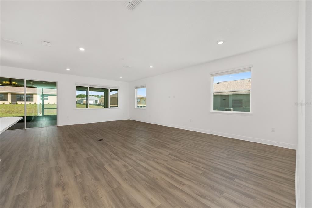 En Venta: $444,650 (2 camas, 2 baños, 2019 Pies cuadrados)