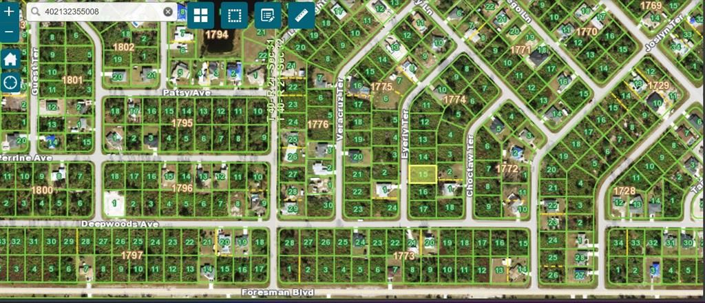 На продажу: $24,000 (0.28 acres)