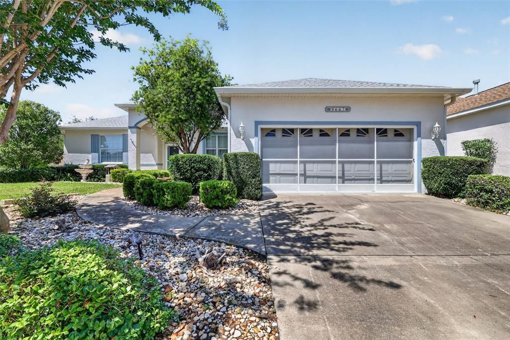 For Sale: $259,000 (2 beds, 2 baths, 1869 Square Feet)