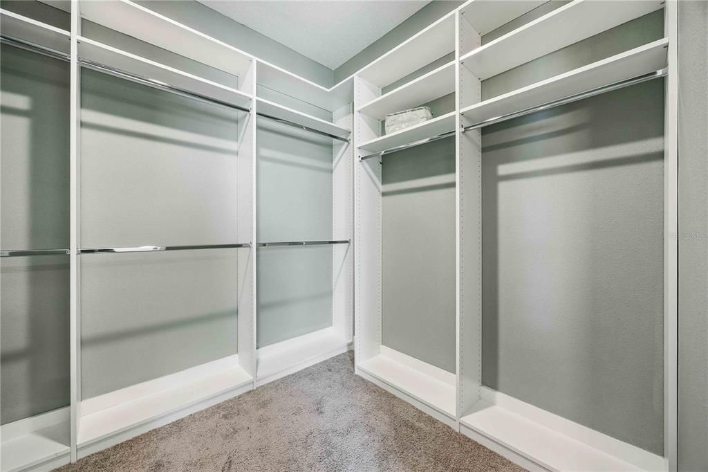 На продажу: $424,900 (4 спален, 3 ванн, 2684 Квадратных фут)