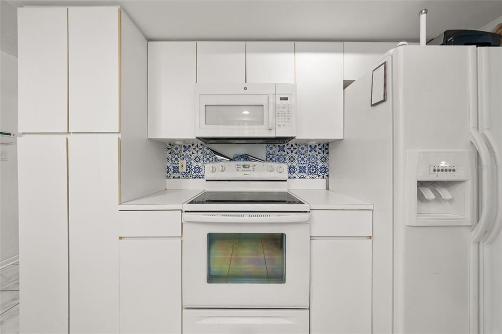 En Venta: $295,000 (3 camas, 2 baños, 1718 Pies cuadrados)