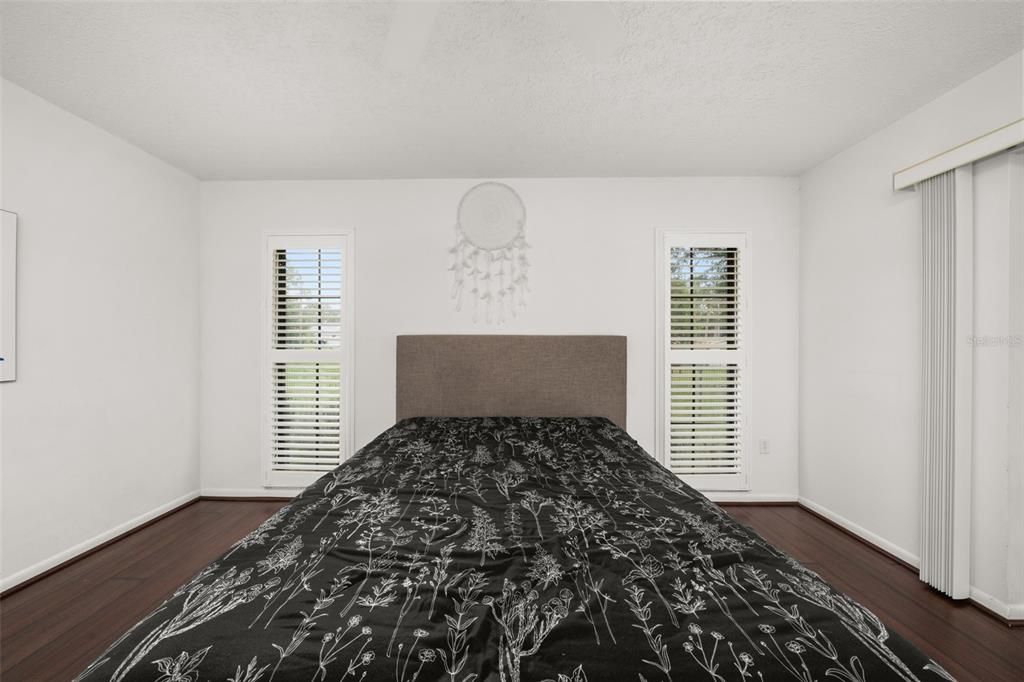 En Venta: $295,000 (3 camas, 2 baños, 1718 Pies cuadrados)