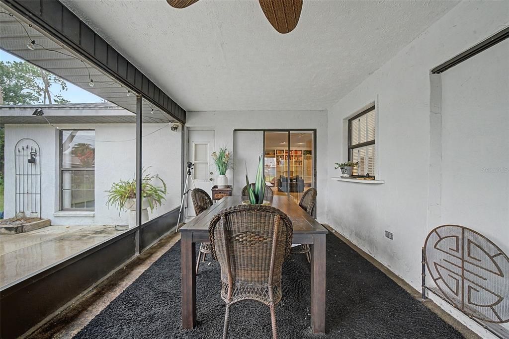 En Venta: $295,000 (3 camas, 2 baños, 1718 Pies cuadrados)