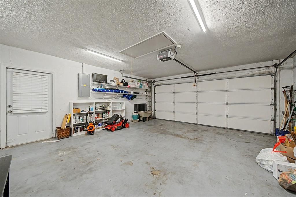 En Venta: $295,000 (3 camas, 2 baños, 1718 Pies cuadrados)