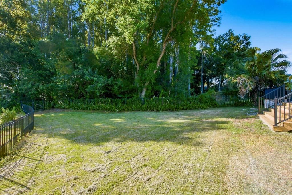 Activo con contrato: $499,900 (4 camas, 2 baños, 2124 Pies cuadrados)