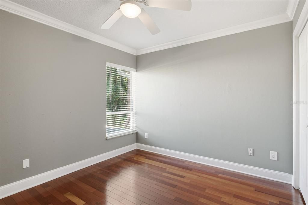 Activo con contrato: $499,900 (4 camas, 2 baños, 2124 Pies cuadrados)