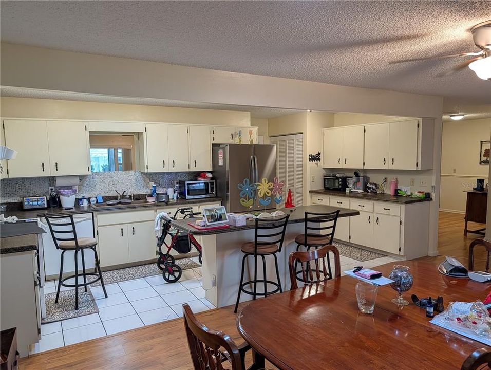 For Sale: $179,000 (2 beds, 2 baths, 1541 Square Feet)